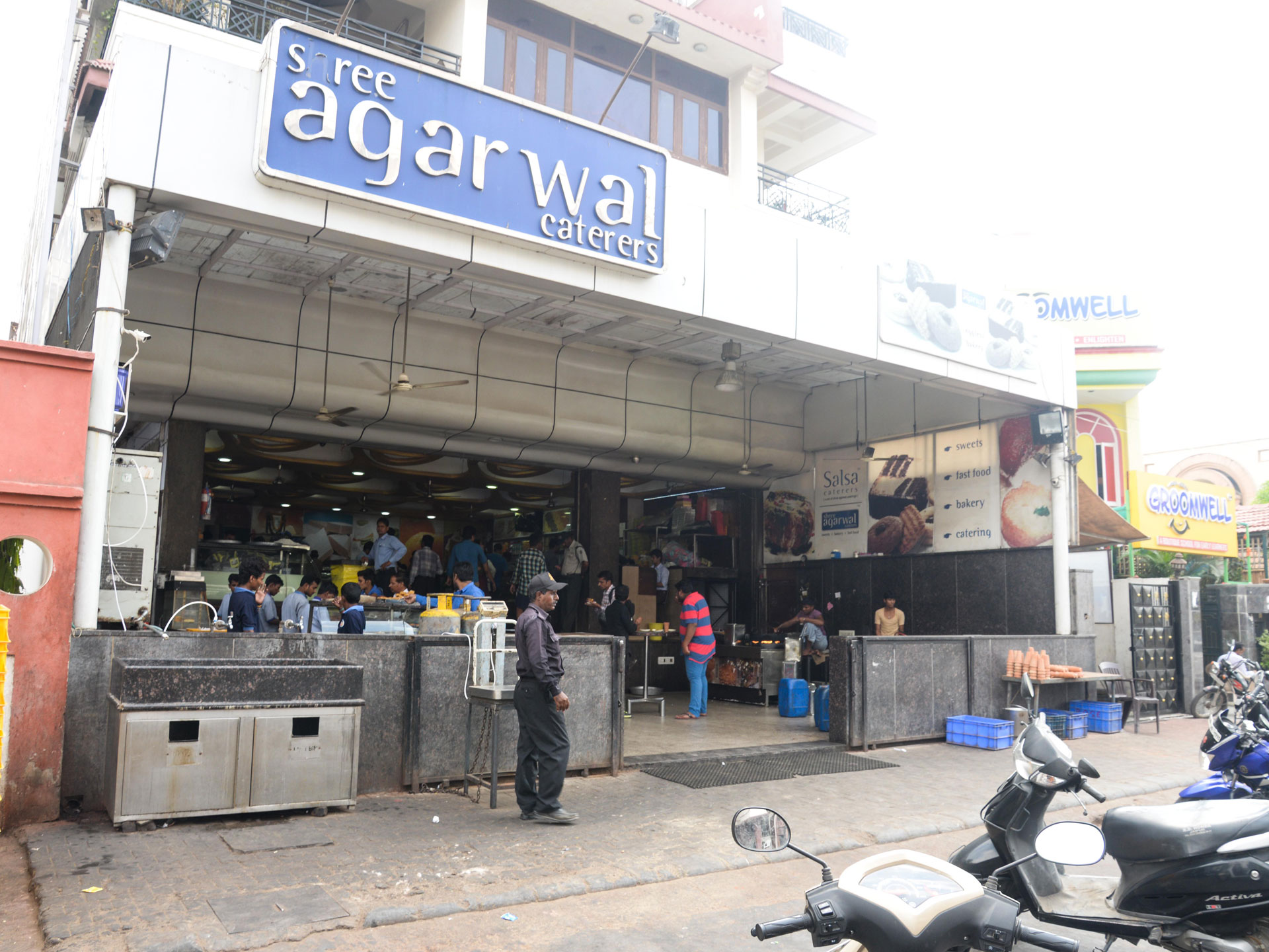 Shree Agarwal Caterers ke Doodh Ke Laddoo, Shree Agarwal Caterers, Jaipur Taste of City